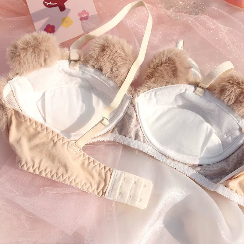 Lingerie d'hiver douce et mignonne pour filles japonaises, soutien-gorge sexy sans armatures et fin, orné d'un ourson en peluche, idéal pour les étudiantes.